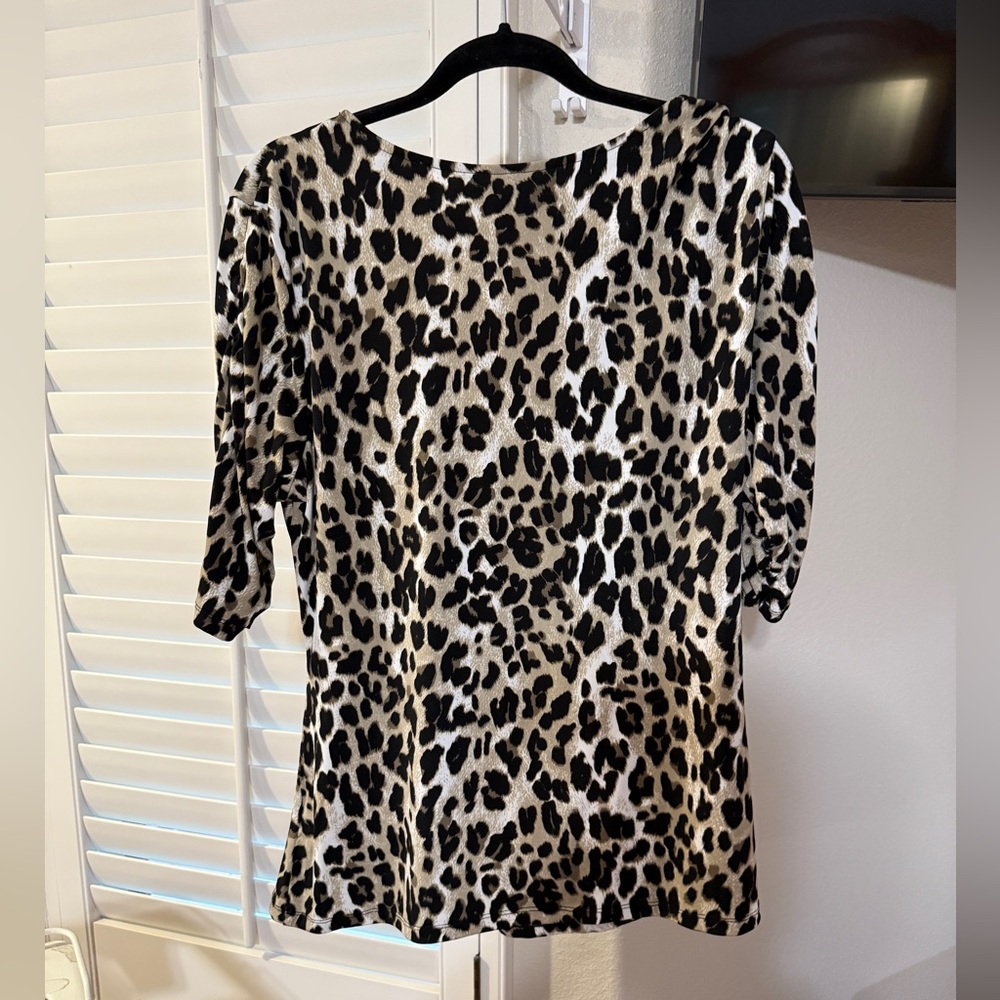 Leopard Deep V Neck Women's Top, Surplice, Ruched Sleeves, Stretches, XL, Blouse